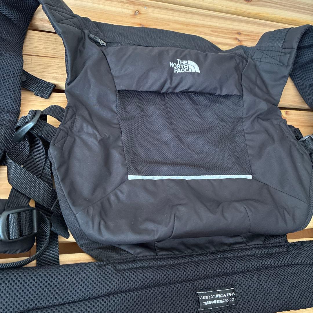 ノースフェイス　抱っこ紐　ブラック