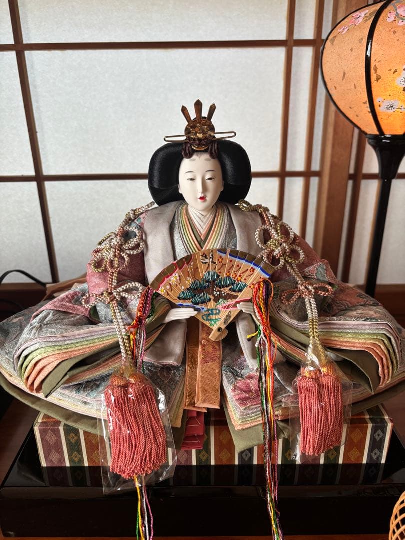 山本寛斎　お雛様と三人官女と小物類