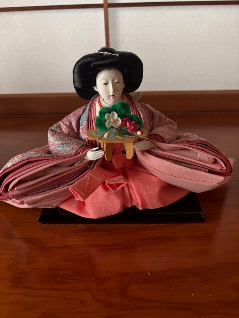 山本寛斎　お雛様と三人官女と小物類
