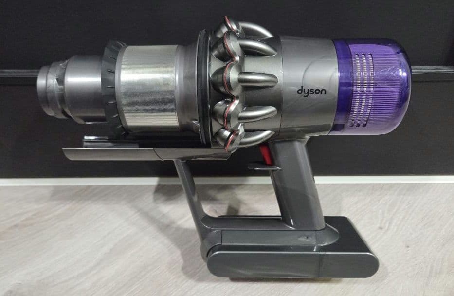 ⑥ダイソン dyson V11 SV14 本体のみ エコモード62分