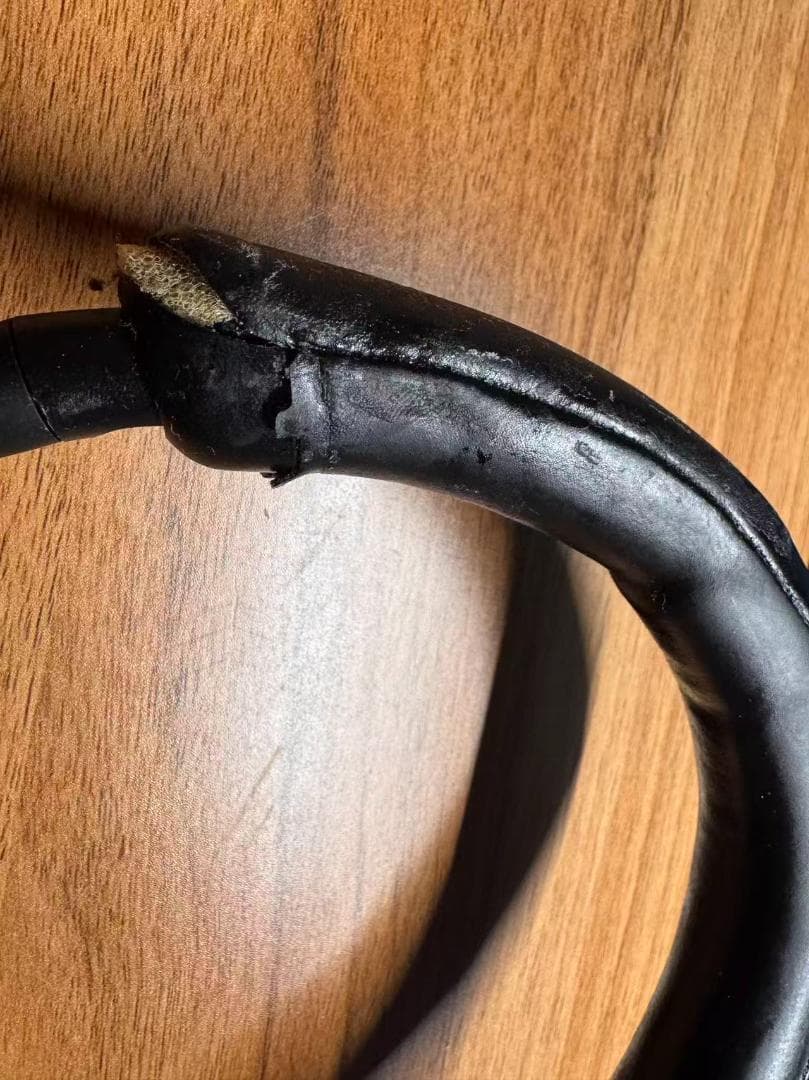 じゅんじゅん　SONY　WH-1000XM5　使えますが全体的に状態が悪い