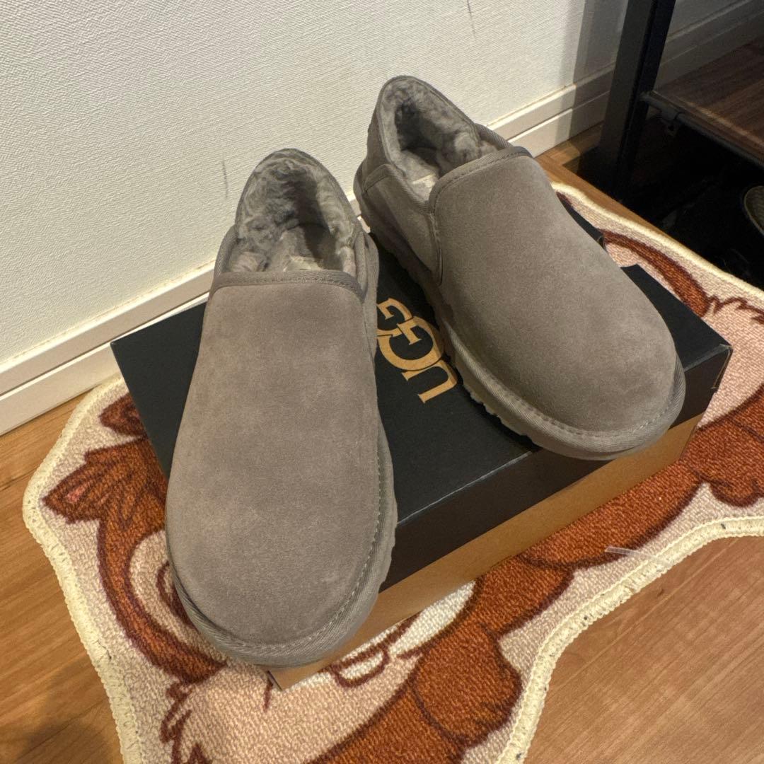 【wavoさま専用】【別注】UGG＞M KENTON ショートブーツ　スリッポン