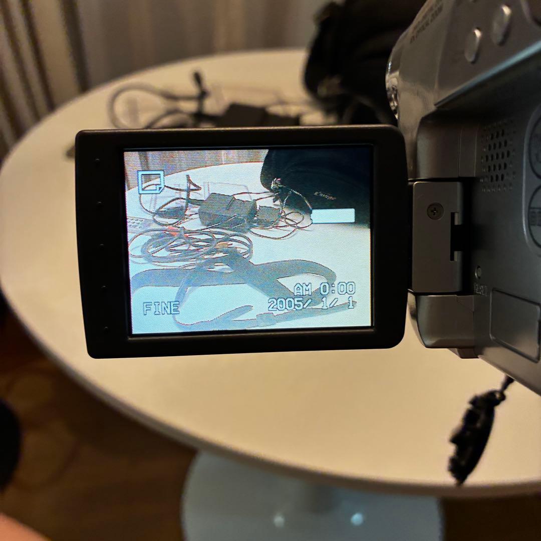 HITACHI DVDカム WOOO　DZ-MV780S