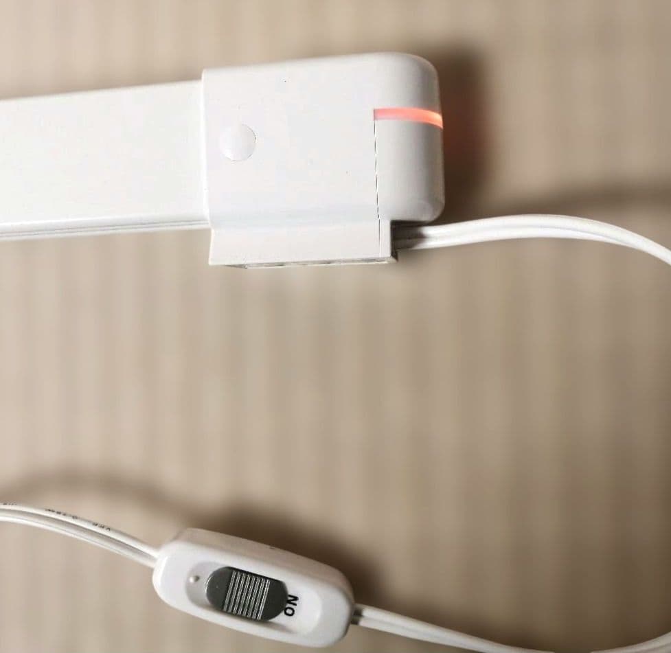 ウインドラジエーター　窓　ヒーター