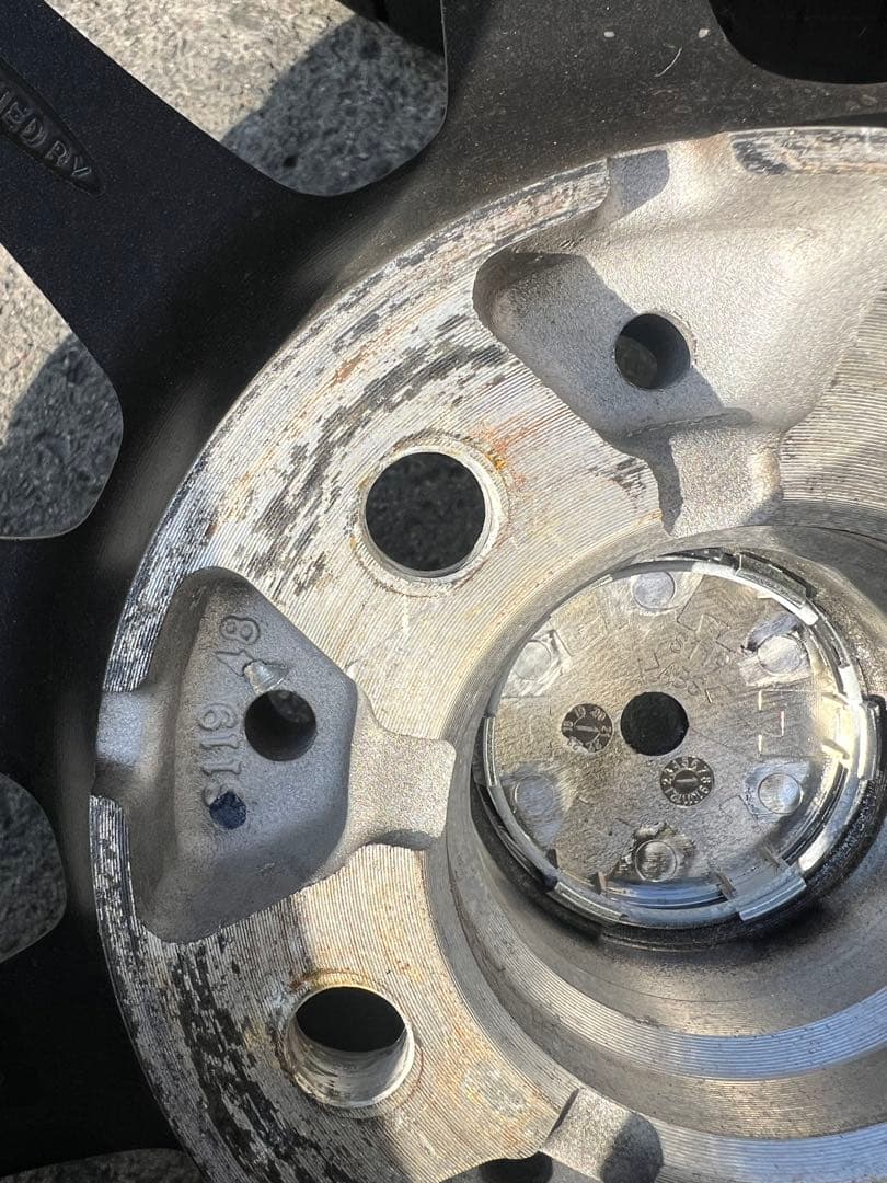 スタッドレス205/55R16 16×6.5j PCD100 ET48 TOYO