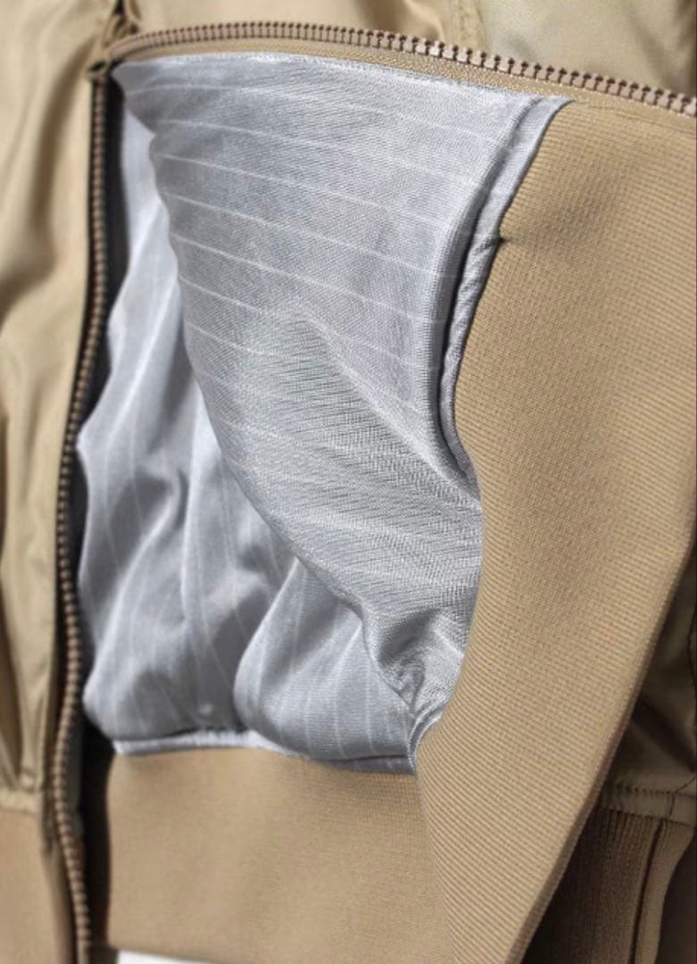 ラフ＆スウェル　ゴルフ　ジャケット　Ｍサイズ　ベージュ　新品　即完売モデル