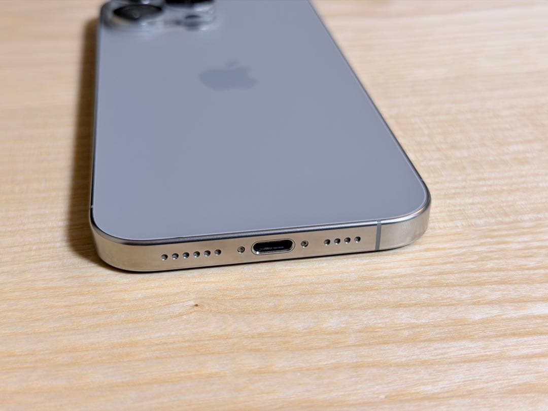 Apple iPhone 16 pro max 512GB 美品
