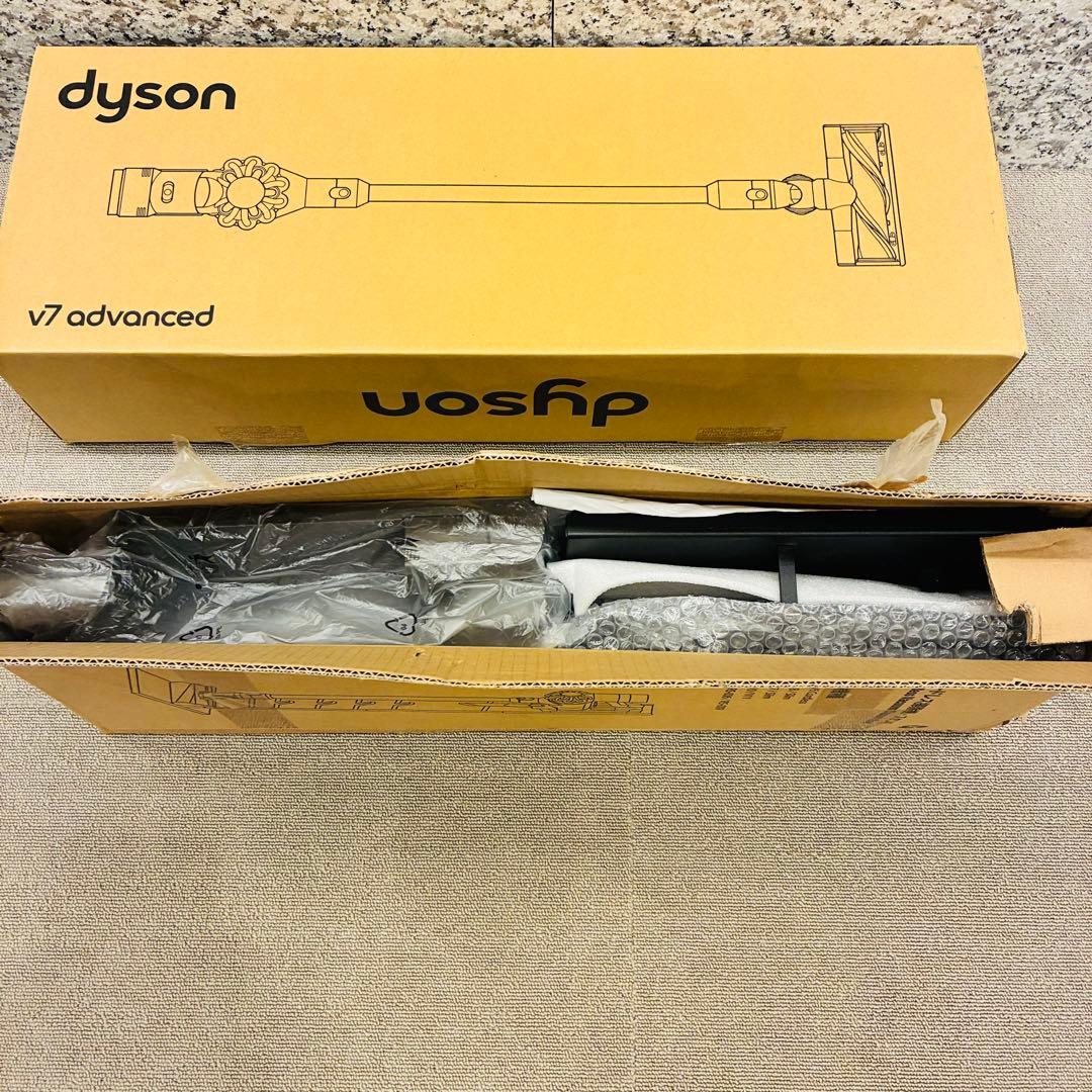 Dyson V7 Advanced コードレスクリーナー ダイソン スタンド付