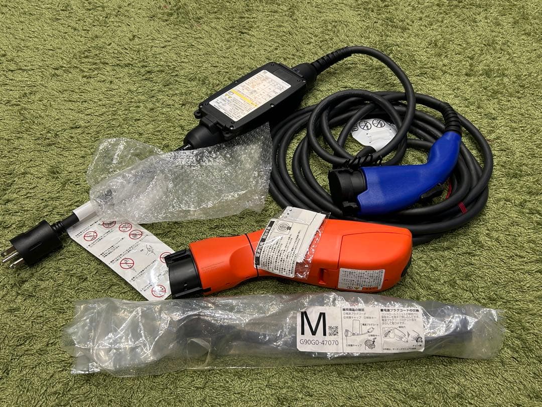 トヨタ／レクサス純正ＰＨＶ　充電ケーブル 3点セット　未使用品