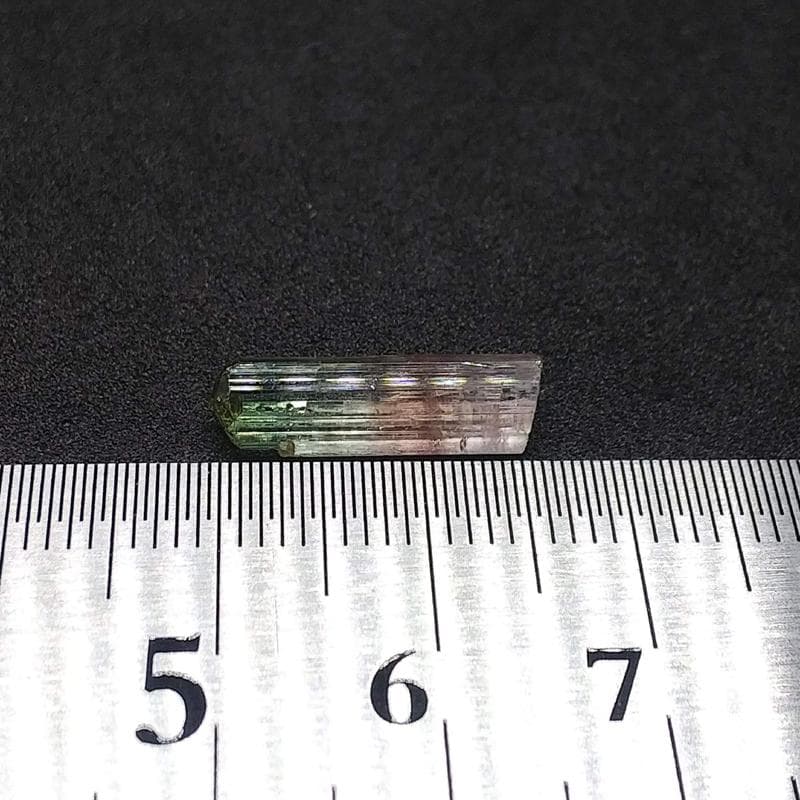 353 バイカラー トルマリン コンゴ産 結晶 原石
