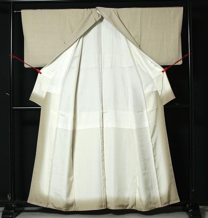 7714■　ややスリム　正絹江戸小紋 　極鮫　蒸栗色系　作家物　美品