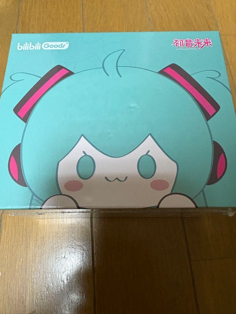 初音ミク　ワイヤレスイヤホン bilibili goods CUBE FACE