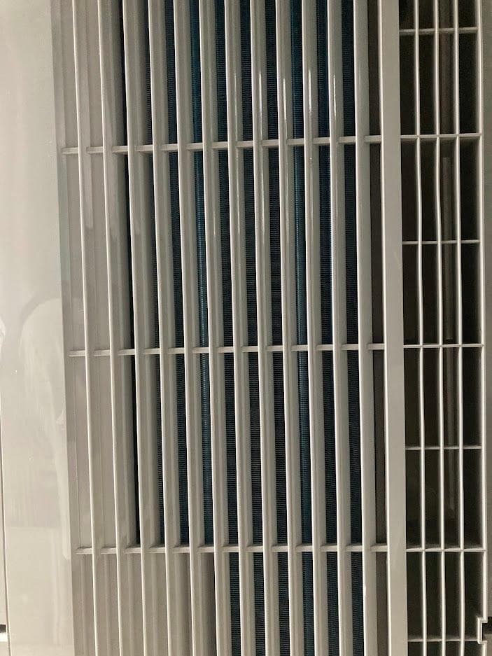 即日発送！カンタン設置テラス　ハイアール 窓用エアコン　ウインド 簡単取り付け！