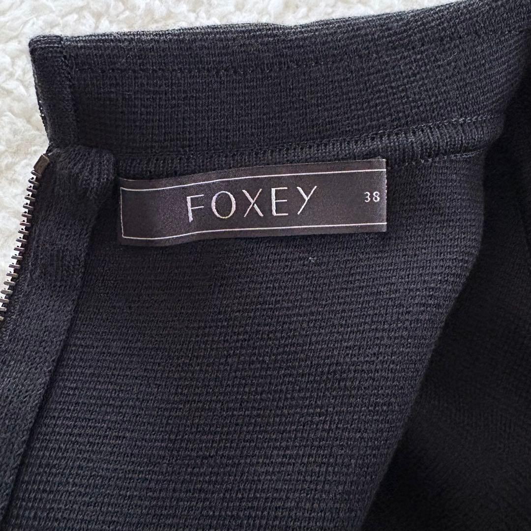 美品✨フォクシー 襟付き ニットワンピース ノースリーブ フレア 黒