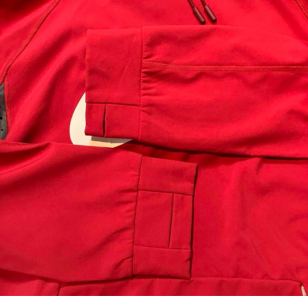 NIKESB ナイキエスビー エニグマ　フーディー パーカー　撥水