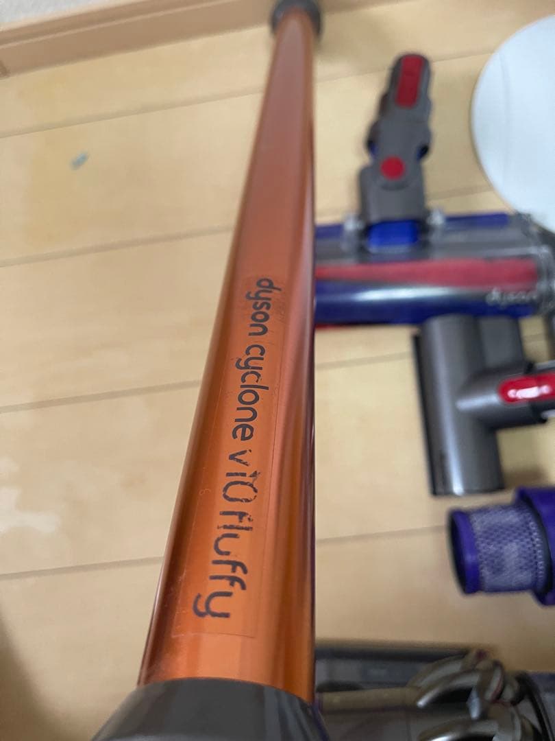 【美品】ダイソン V10 SV12　純正フロアドック付エコーモード69分