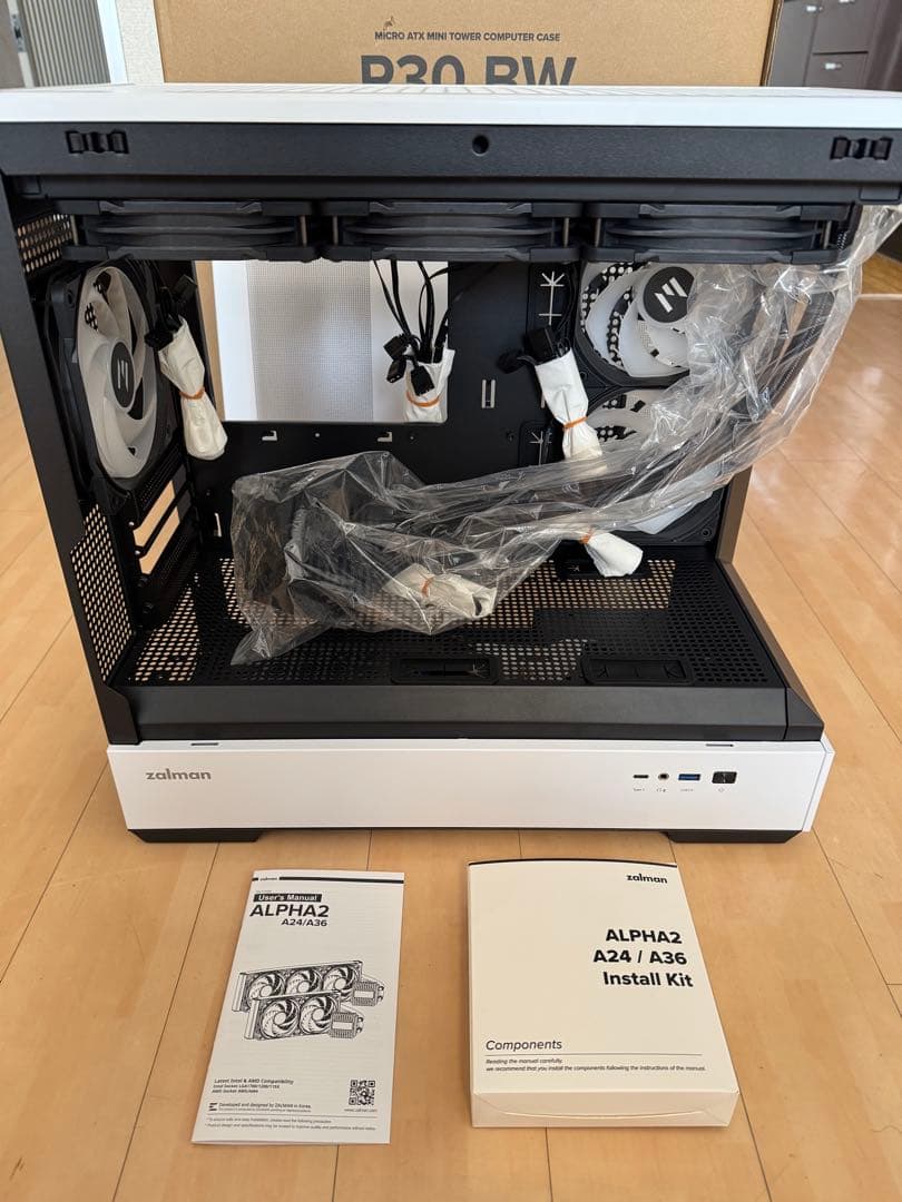 【PCケース】ZALMAN P30 BW（CPU水冷クーラー付属）【中古】