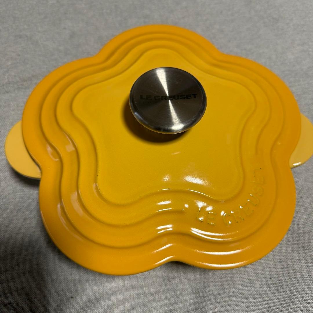 Le Creuset フルール　鍋 イエロー