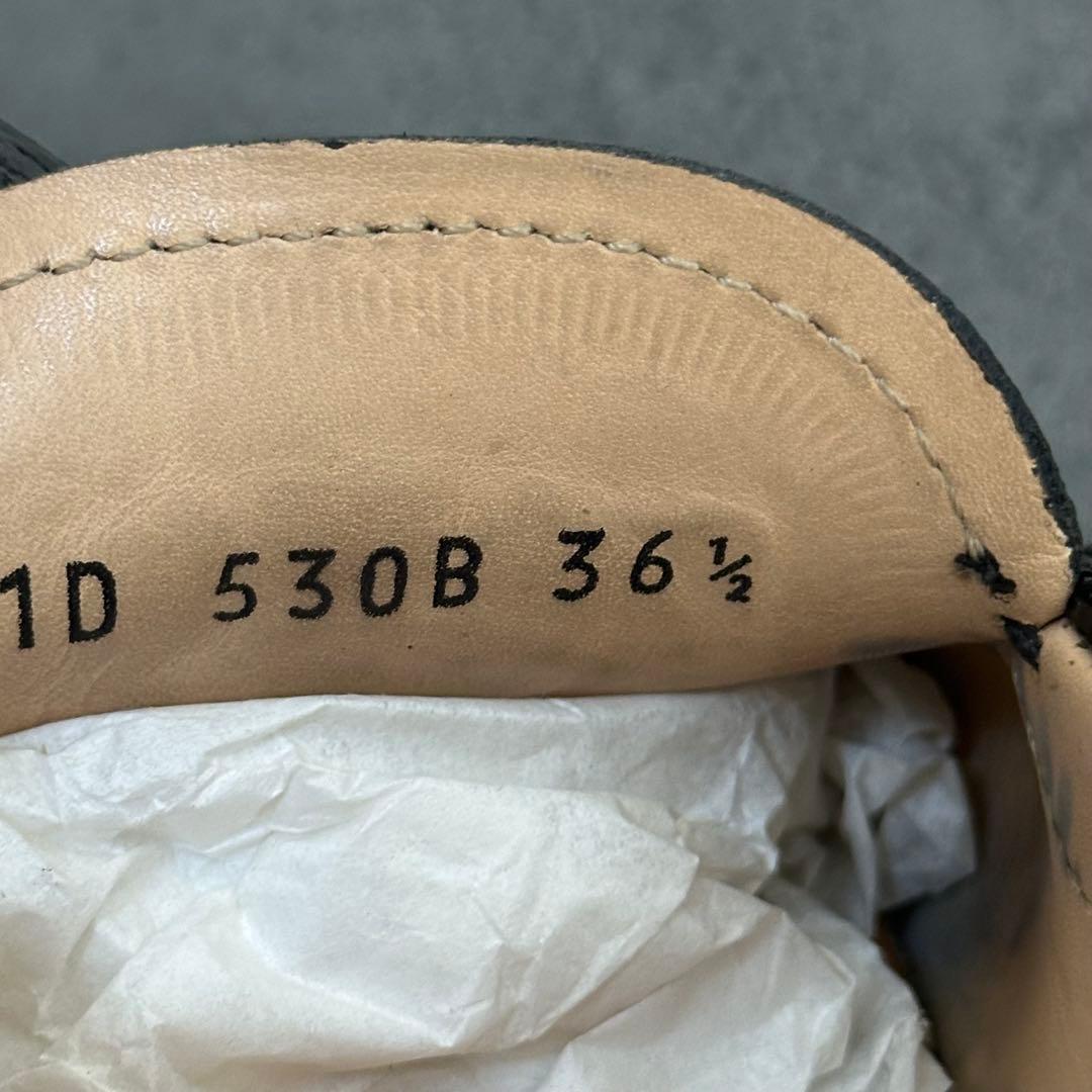 PRADA ドライビングシューズ　ローファー　パテントレザー　ゴールドロゴ金具