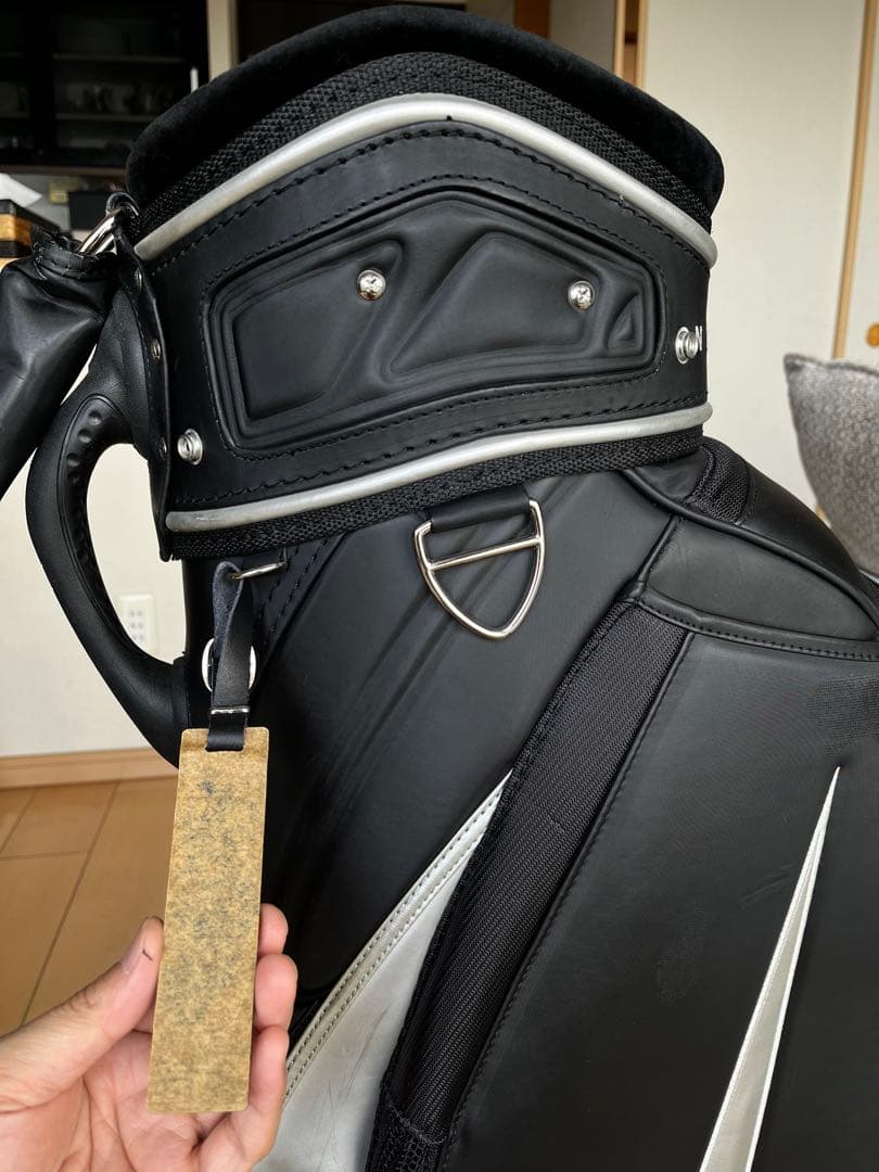 完売品希少旧ロゴ　良品　ナイキ　ゴルフ　黒　ド迫力大型キャディバッグ　NIKE