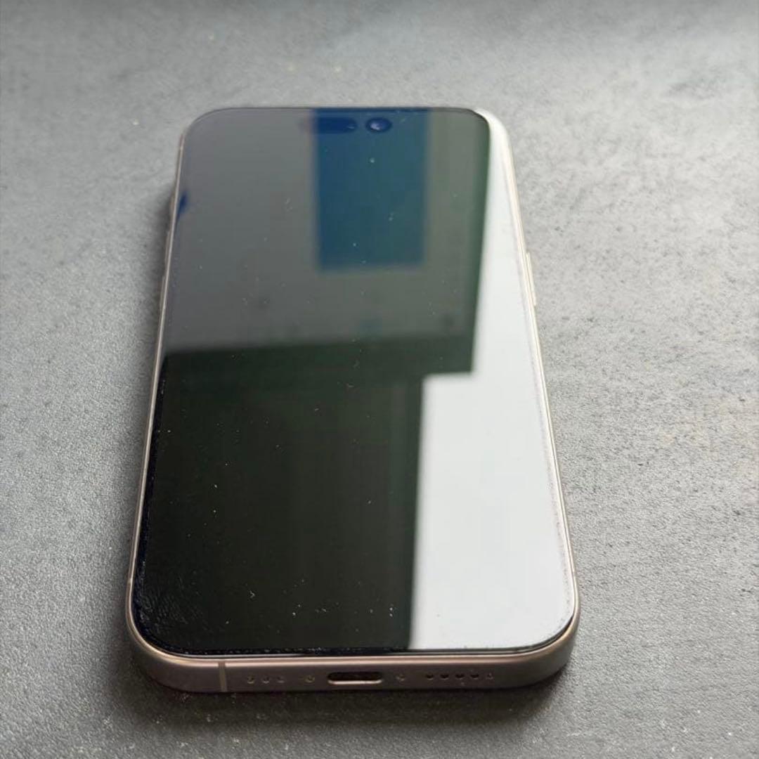 iPhone15 Pro(512GB)ナチュラルチタニウム