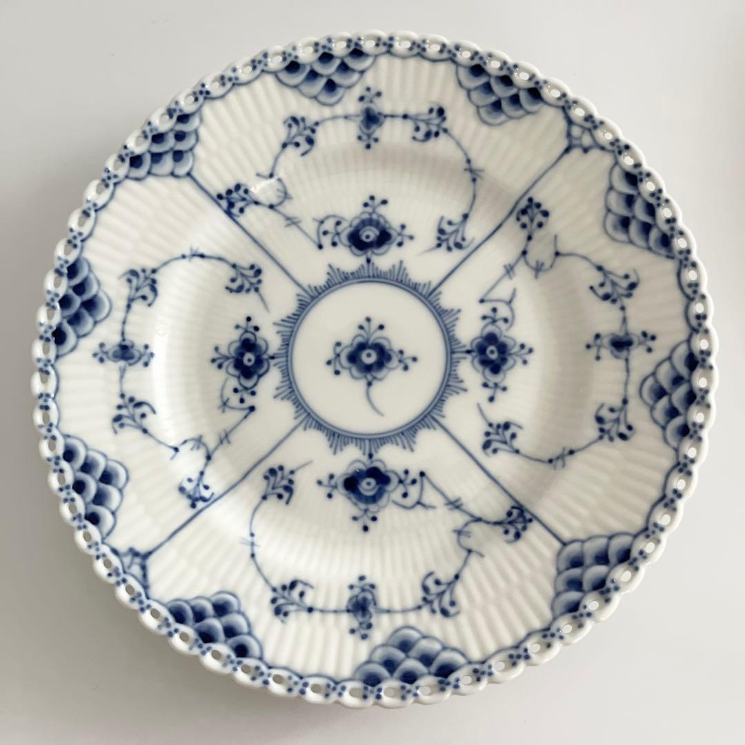 ロイヤルコペンハーゲン ブルーフルーテッド フルレース #1087プレート4枚