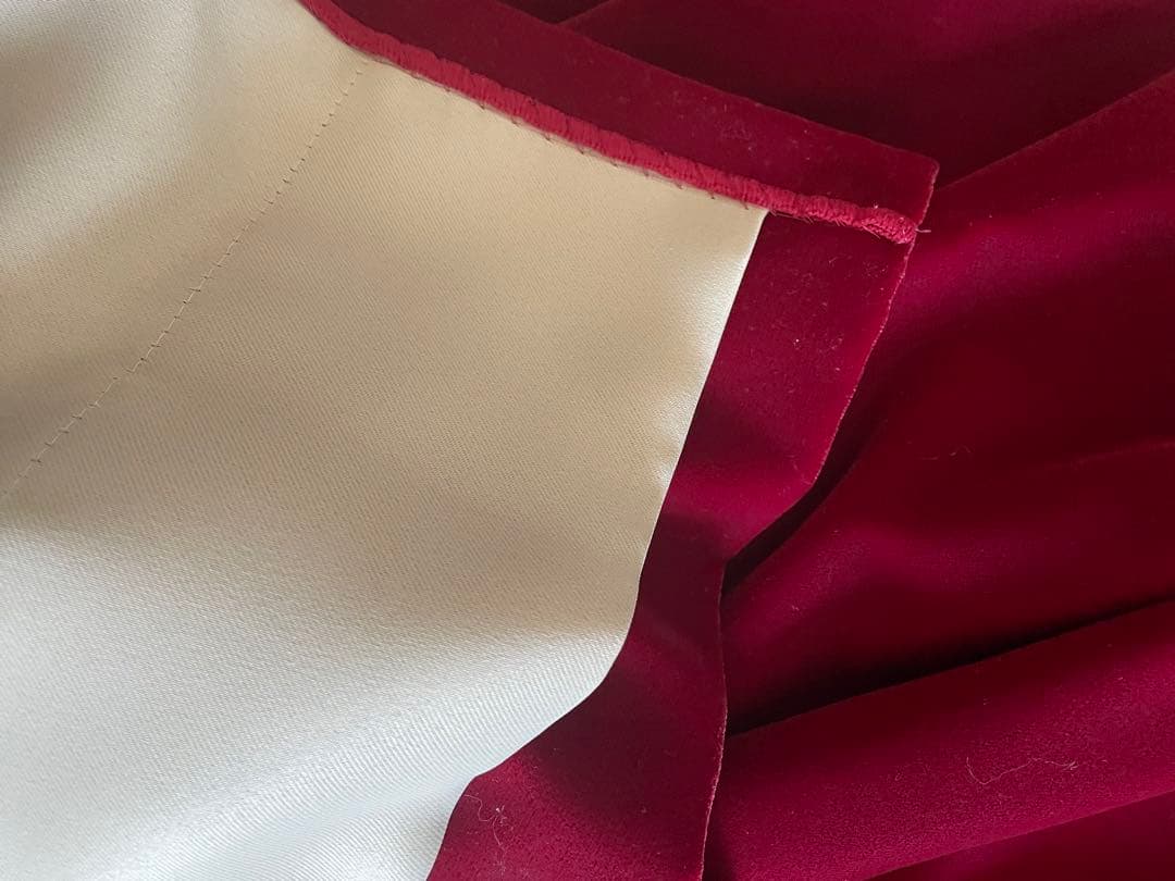 真紅オーダー遮光カーテン２セット