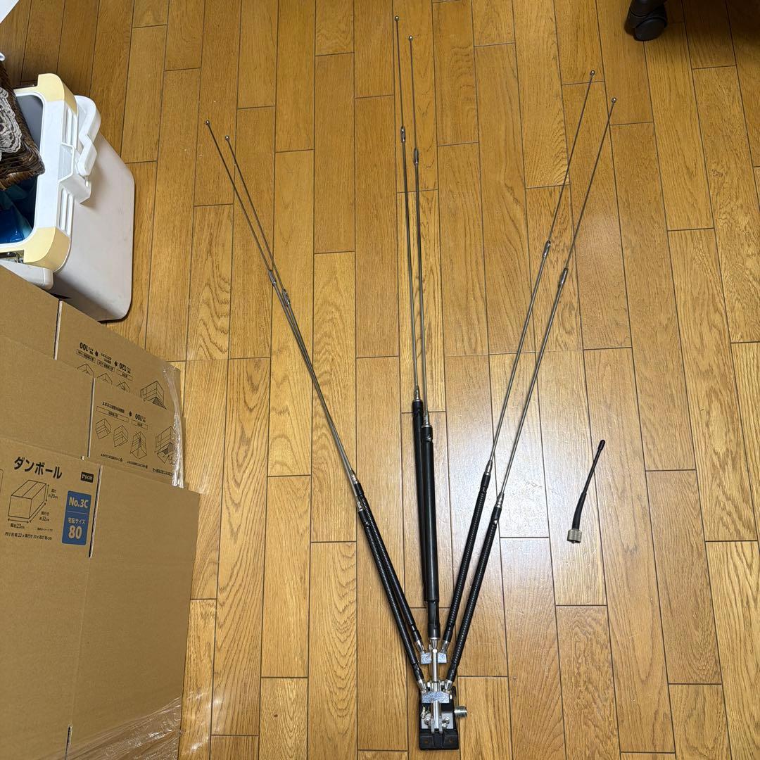 佐*一様 HF用小型アンテナ　コメットVA30　７ｍｈｚ　２１ｍｈｚ　２８ｍｈｚ