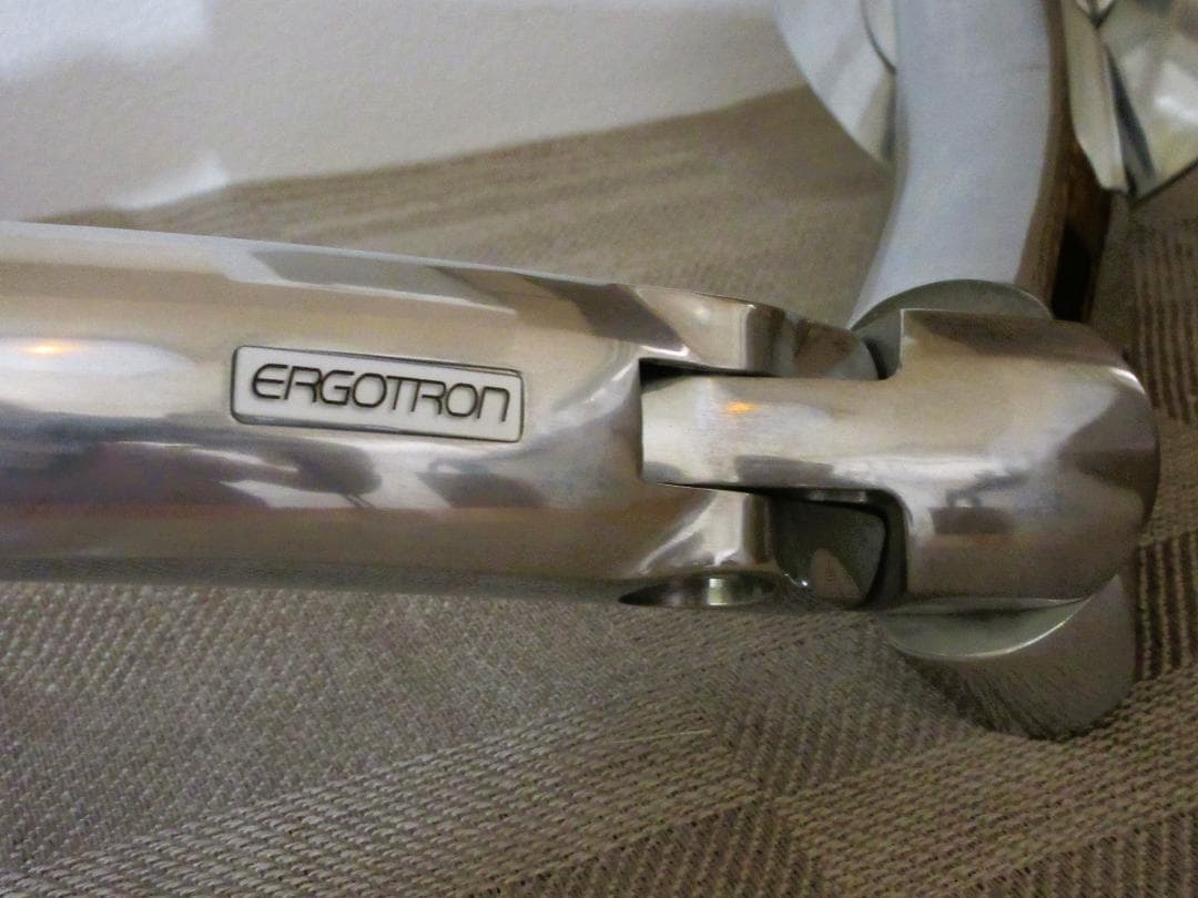 新品★ERGOTORON★エルゴトロン★モニターアーム