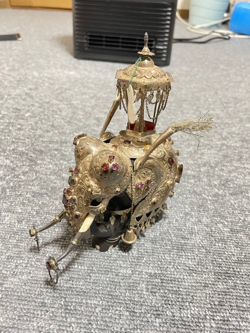 宝石細工　象置物