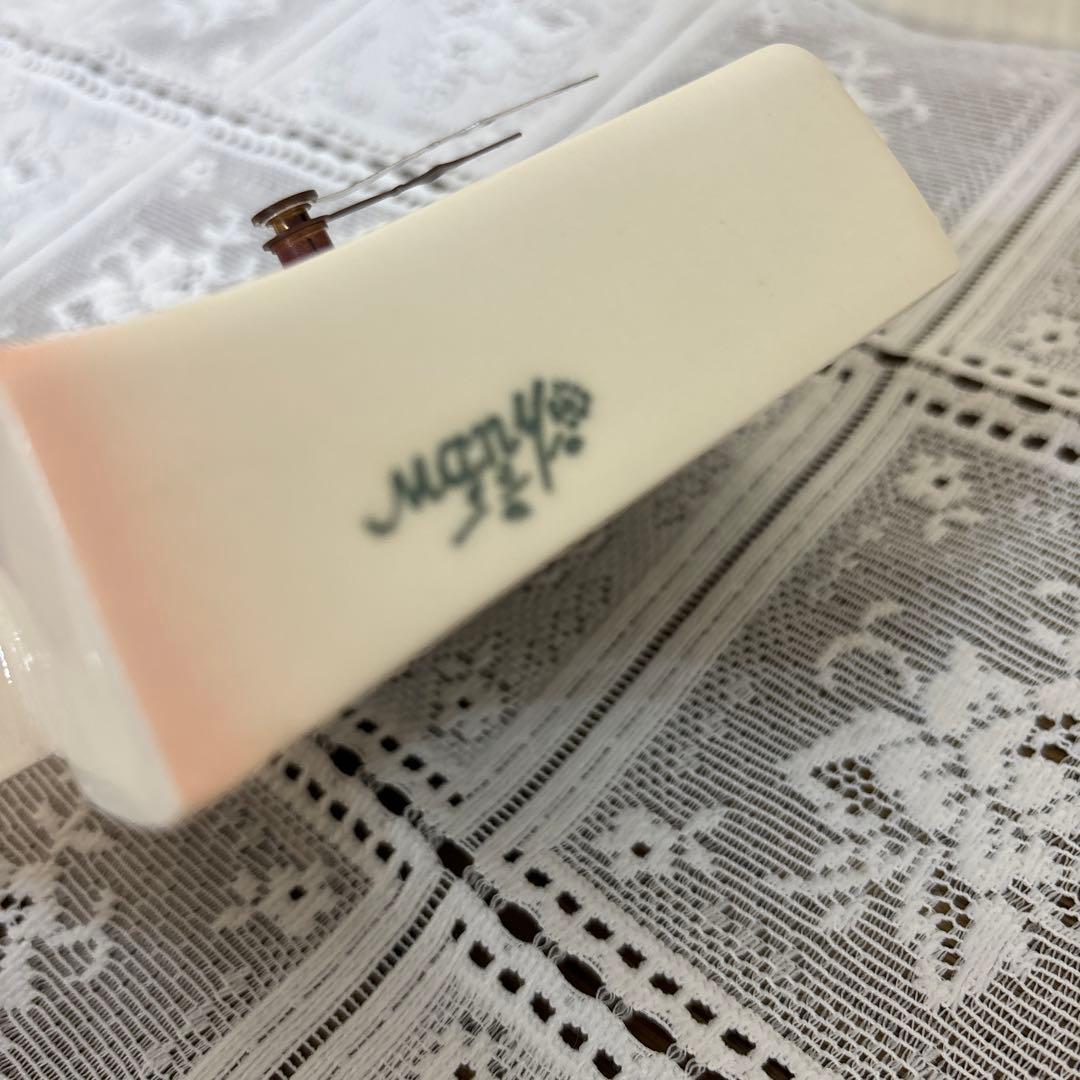 マニーローズ　陶器製スタンド型クロック