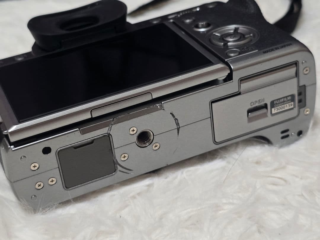 Fujifilm X-T2 ミラーレスカメラ レンズ2つ付