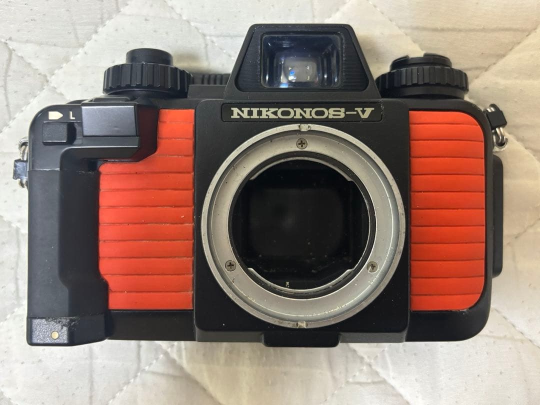 L*a様 Nikon、Canon 、Konica III 、NIKONOS-II