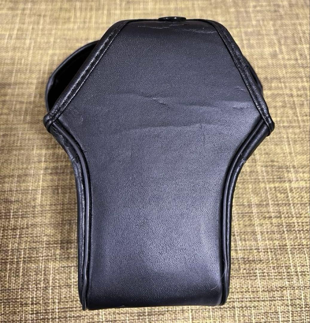 【Nikon FM10 】フィルムカメラ 35〜70㎜レンズ、専用ケース付き