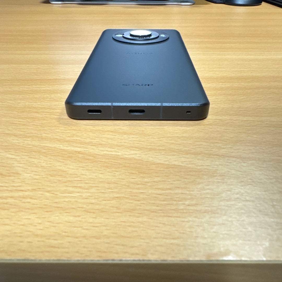 スマートフォン本体 AQUOS R8 pro