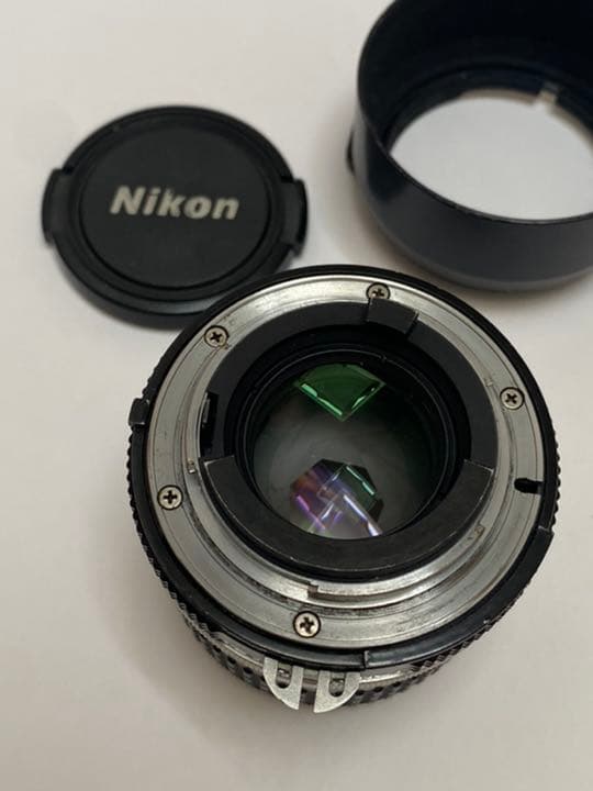 nikon 85mm f2 単焦点
