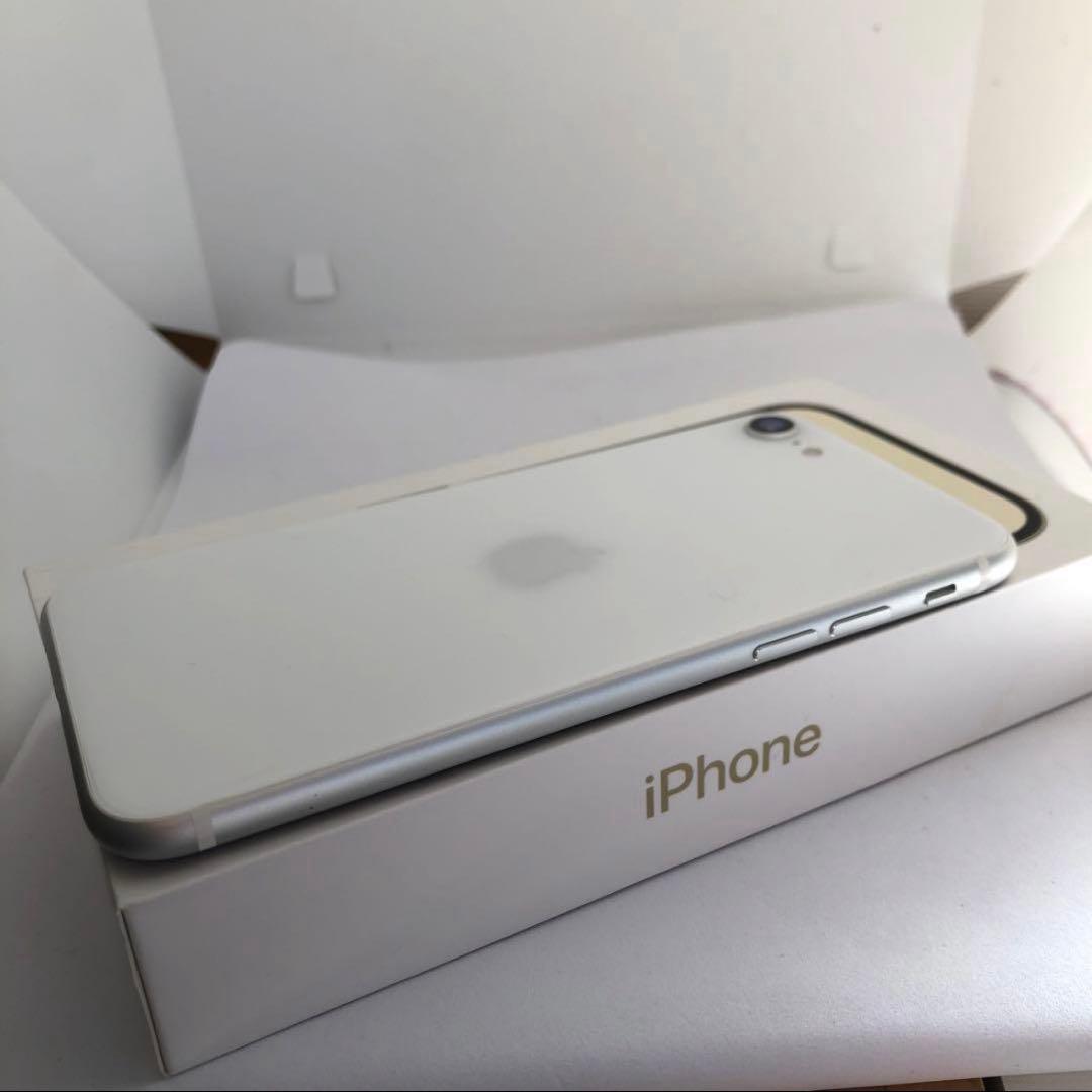 【すぐ発送】iPhone SE2 128GB SIMフリー 【早い者勝ち】