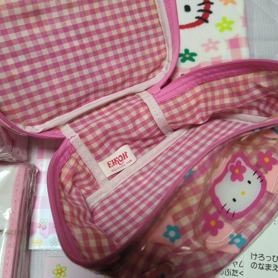 いちごキティ　さくらんぼキティ　レトロキティ　非売品キティポーチ　キティゲーム品