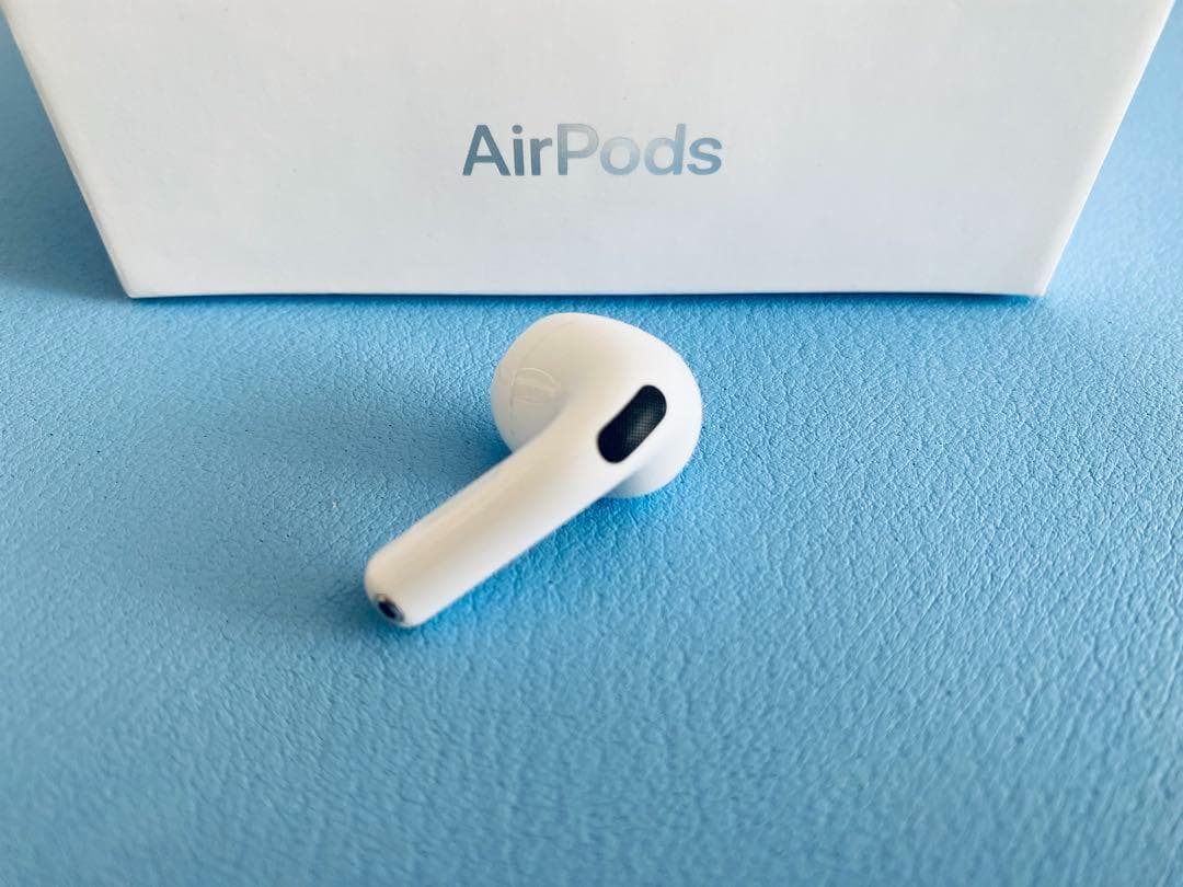 AirPods 第4世代 L片耳 左耳のみ イヤホン A3056 MHVN
