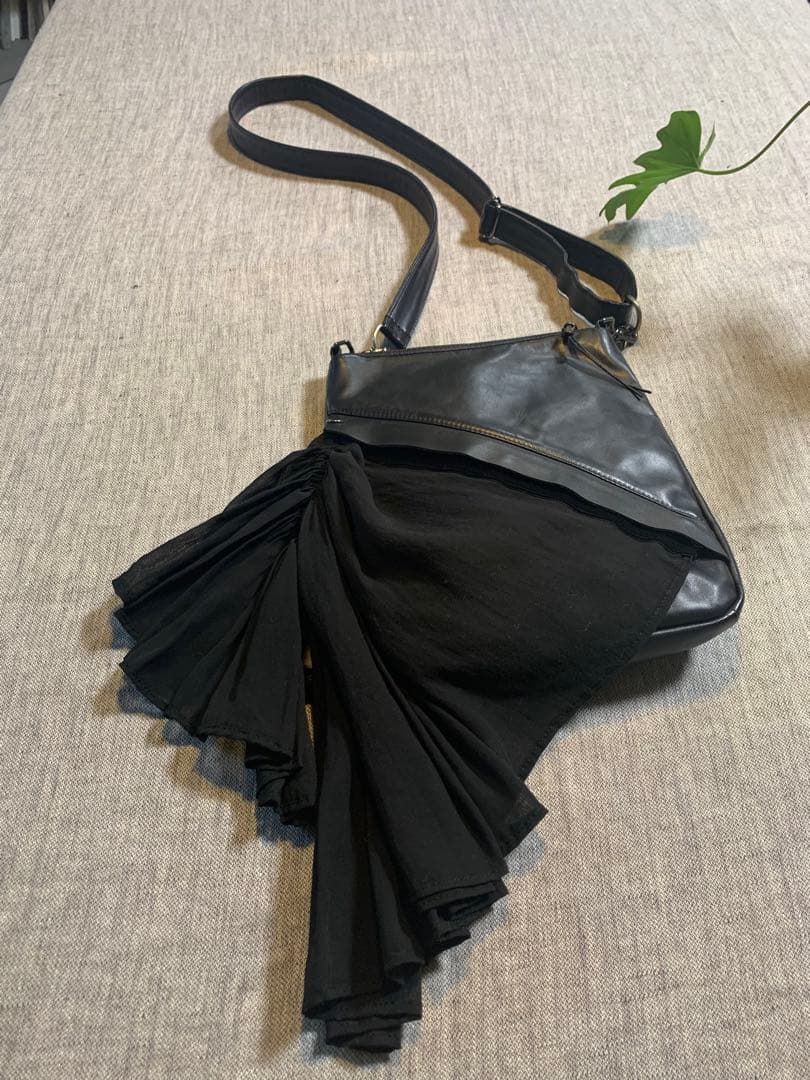 Yohji Yamamoto +NOIR　ショルダーバッグ　ドレープパーツ　希少