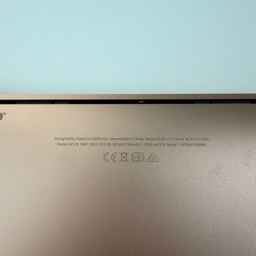 Apple MacBook Air 13インチ ゴールド