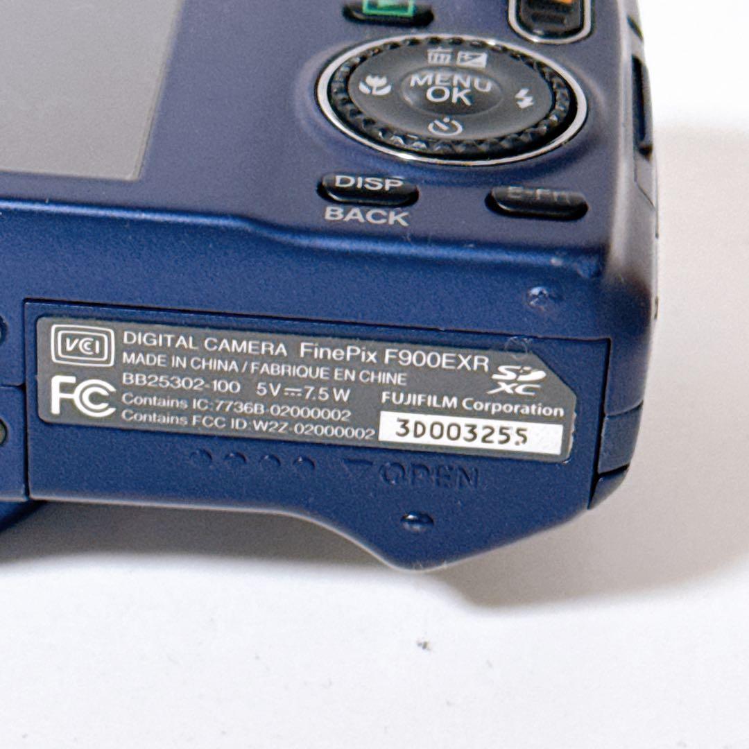 【美品】FUJIFILM デジタルカメラ Finepix F900EXR