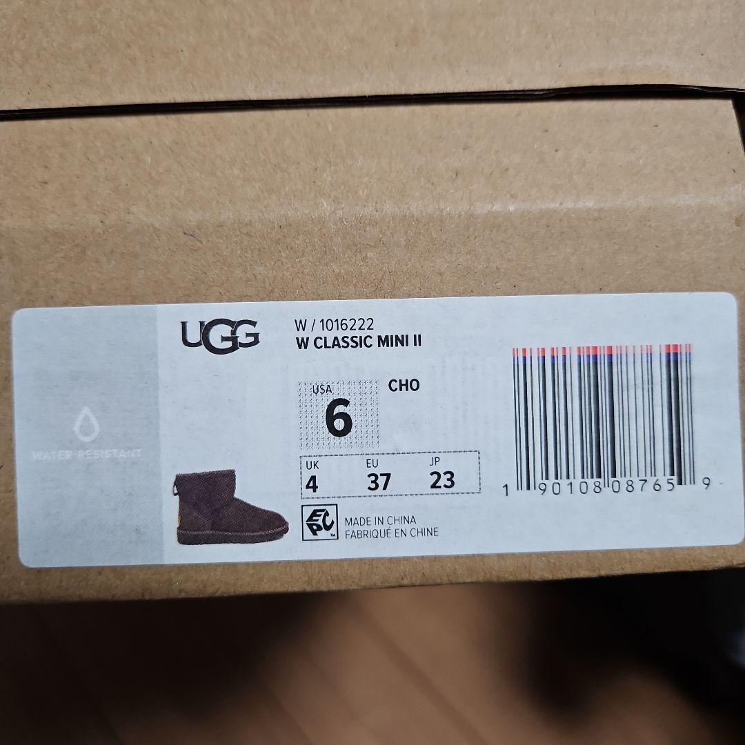 「新品未使用」ugg クラシックミニⅡ　チョコ　　23センチ