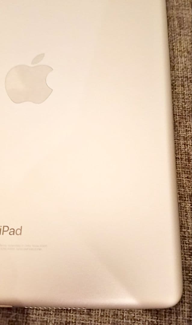 iPad A1893 32GB 9.7インチ　第六世代