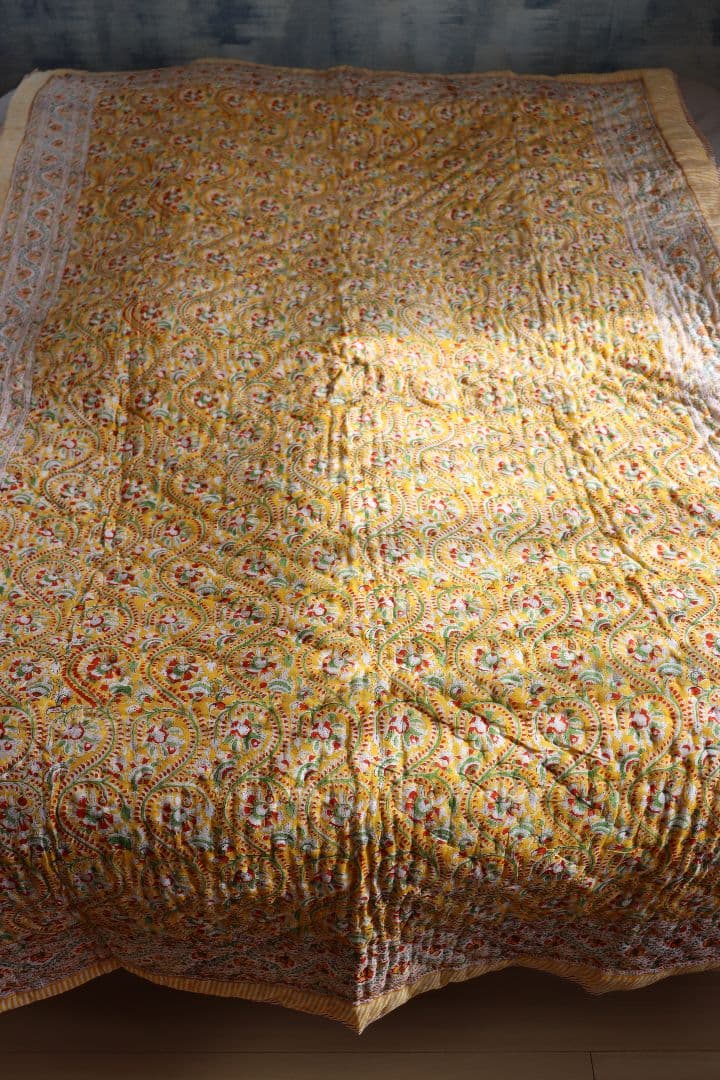 インドキルト布団　ブロックプリント