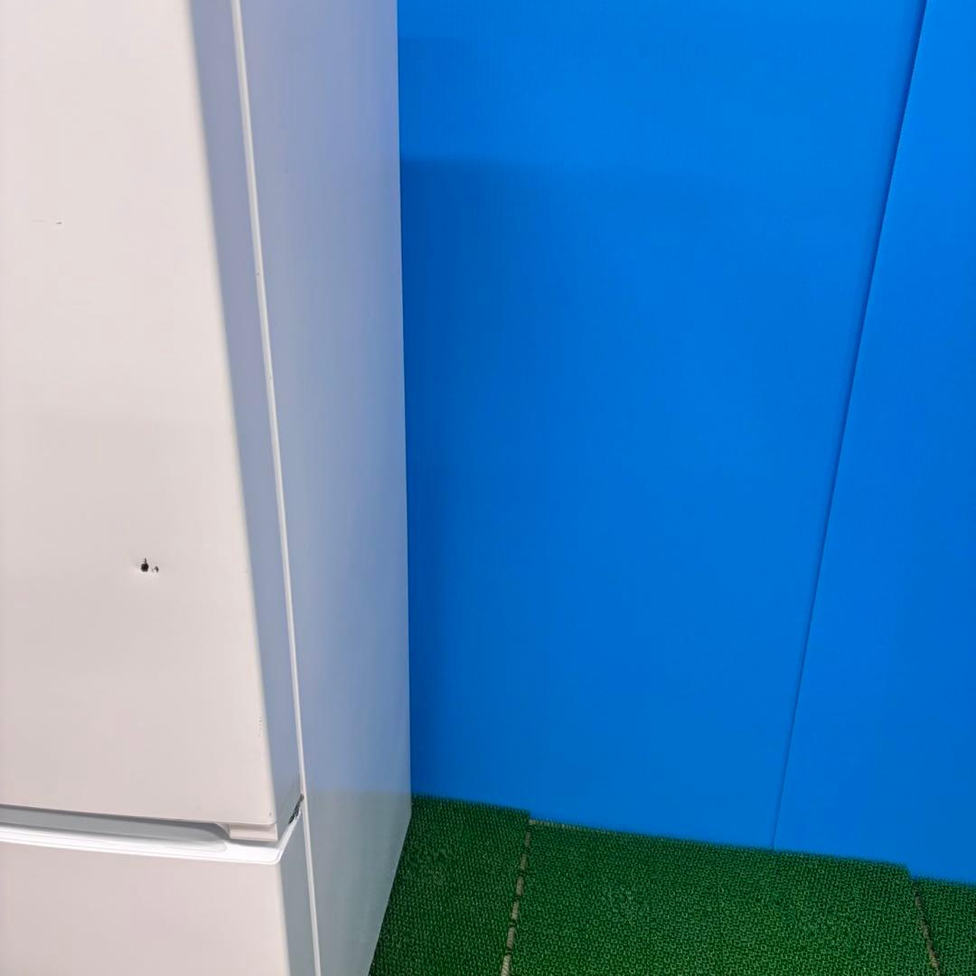 629 1人暮らし用　冷蔵庫　大容量　100L強　小型　右開き　2ドア　ホワイト