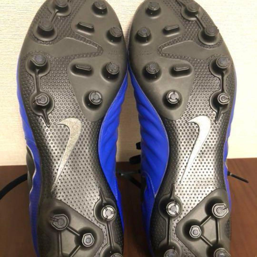 サッカースパイク ナイキ　ティエンポ7