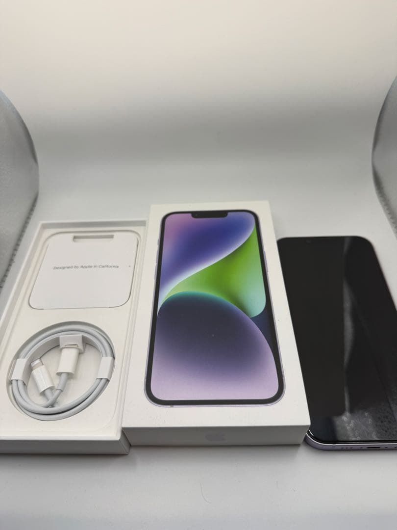 iPhone14 SIMフリー128G ケースフィルム付き 充電容量100%