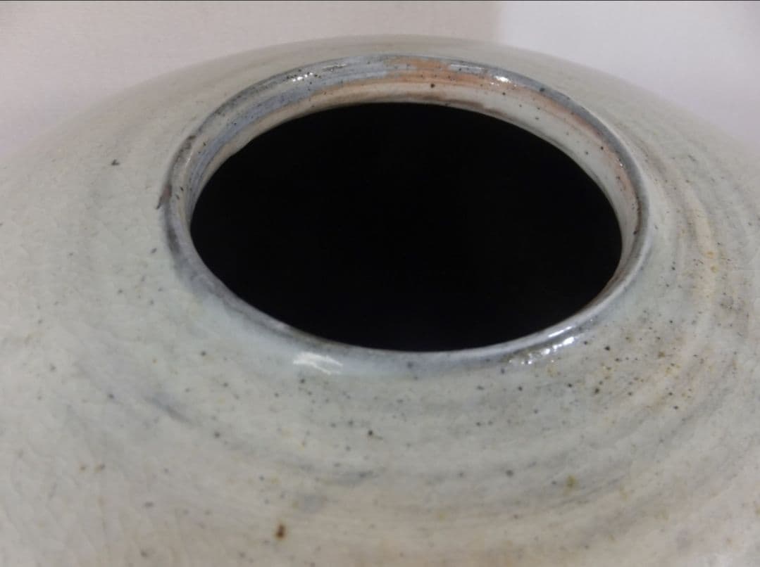 真作保証 小川哲男 大作 約33.2cm 粉引壷 日本工芸会 コレクター放出品