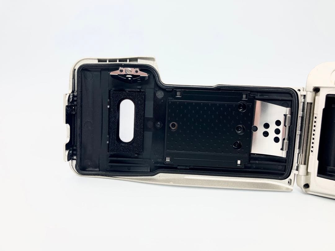 【完動品】OLYMPUS μ-140　コンパクトカメラ　動作確認済み　C15